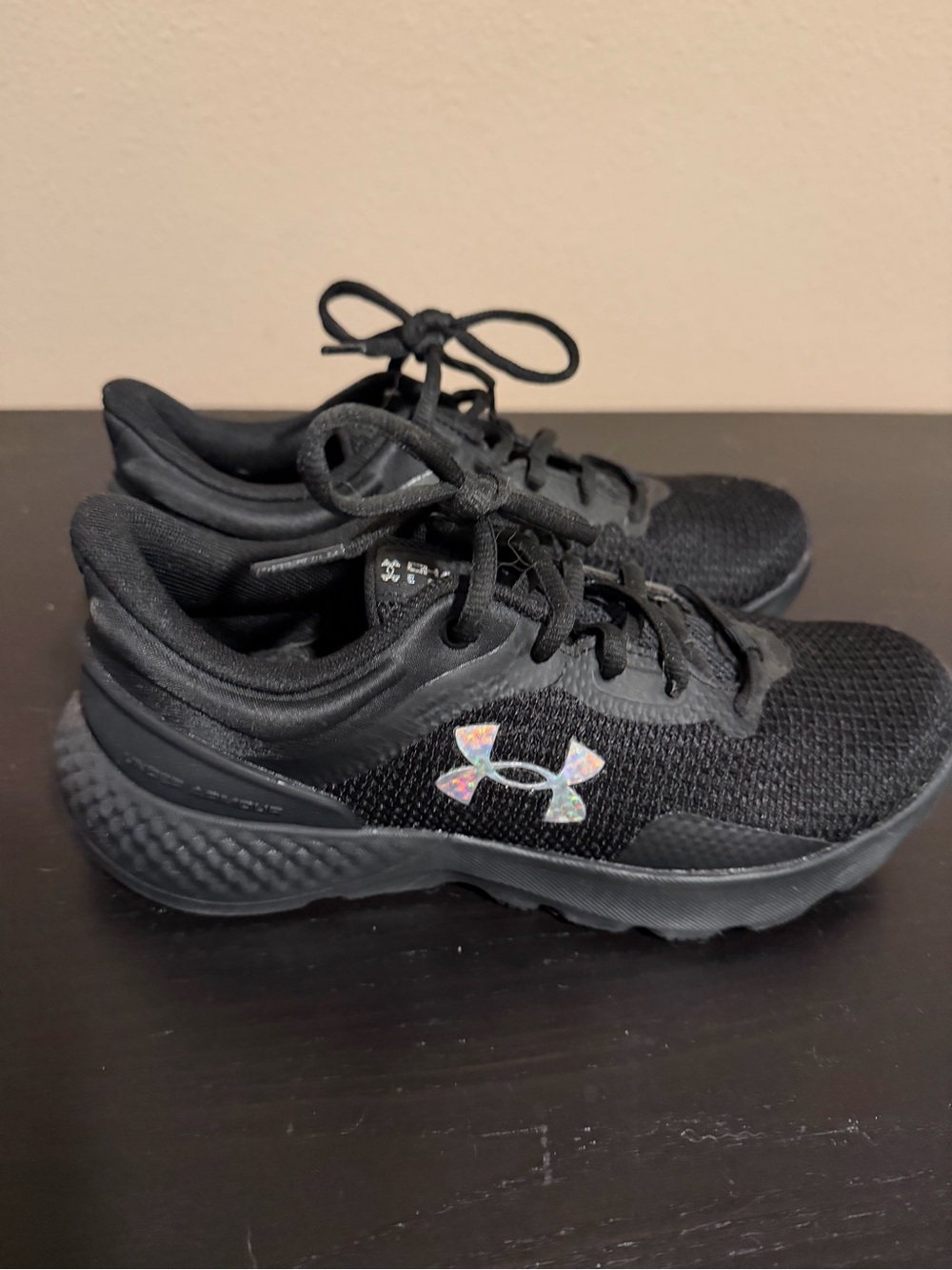 Under Armour Women’s Black Running Sneakers with Iridescent Logo